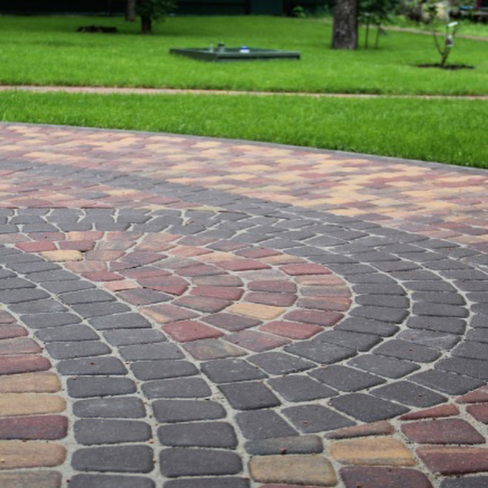 1100 квадратных метров тротуарной плитки Браер